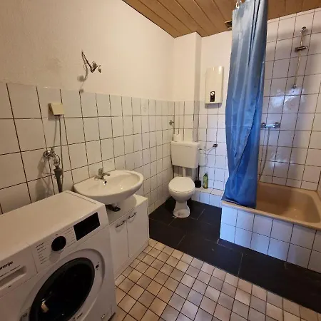 K&k Gbr, Wohunung 3 アパート *